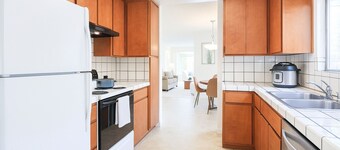Spacious 3 BR 2B House Sunnyvale Park