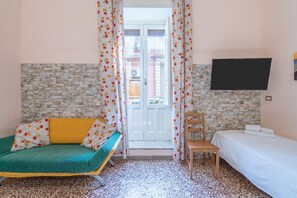 1 chambre, Wi-Fi gratuit, draps fournis