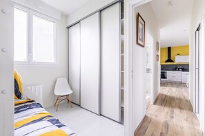 3 chambres, fer et planche à repasser, Wi-Fi gratuit, draps fournis