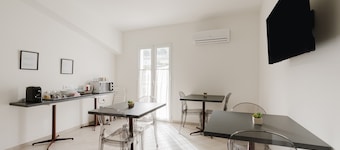 Chambre "Chambre 2" avec balcon, Wi-Fi et climatisation