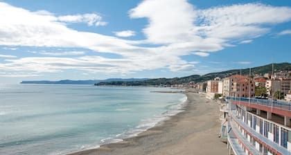 Apartment 'Casa Marincanto' with Sea View, Private Terrace and Wi-Fi