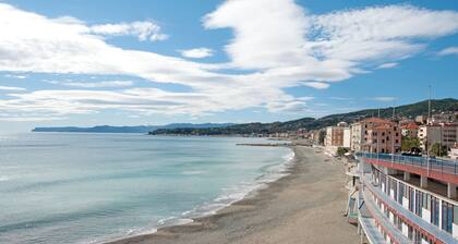 Apartment 'Casa Marincanto' with Sea View, Private Terrace and Wi-Fi
