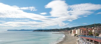 Ferienwohnung 'Casa Marincanto' mit Meerblick, privater Terrasse und Wi-Fi