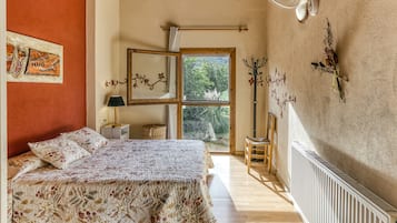 2 chambres, fer et planche Ă repasser, Wi-Fi gratuit, draps fournis