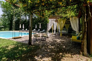 Pool - Country House 'Quinta De Amares' with Mountain View, Private Pool and Wi-Fi (Amares)