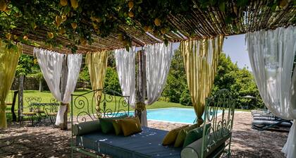 Maison de campagne "Quinta De Amares" avec vue sur les montagnes, piscine privée et Wi-Fi