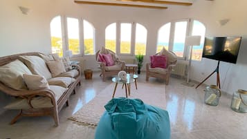 TV, DVD player, stereo