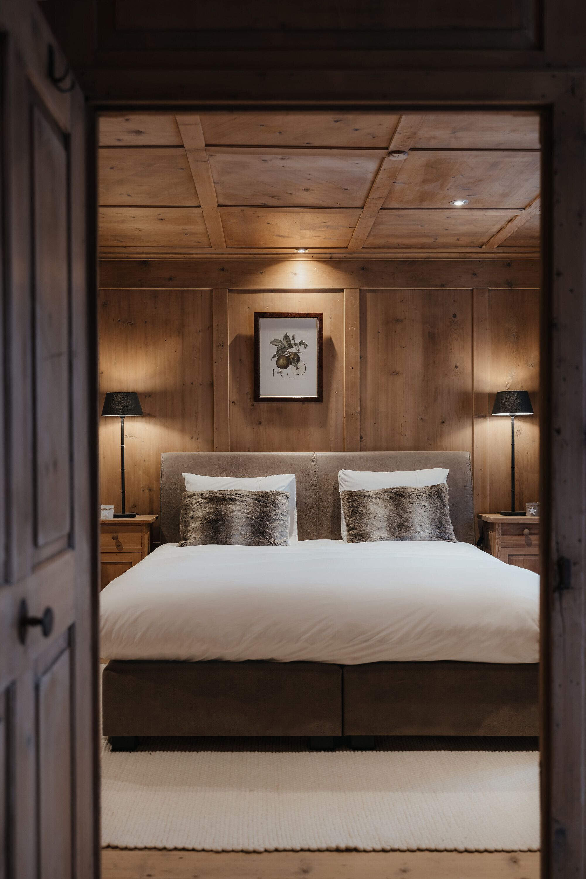 7 bedrooms, iron/ironing board, free WiFi, bed sheets