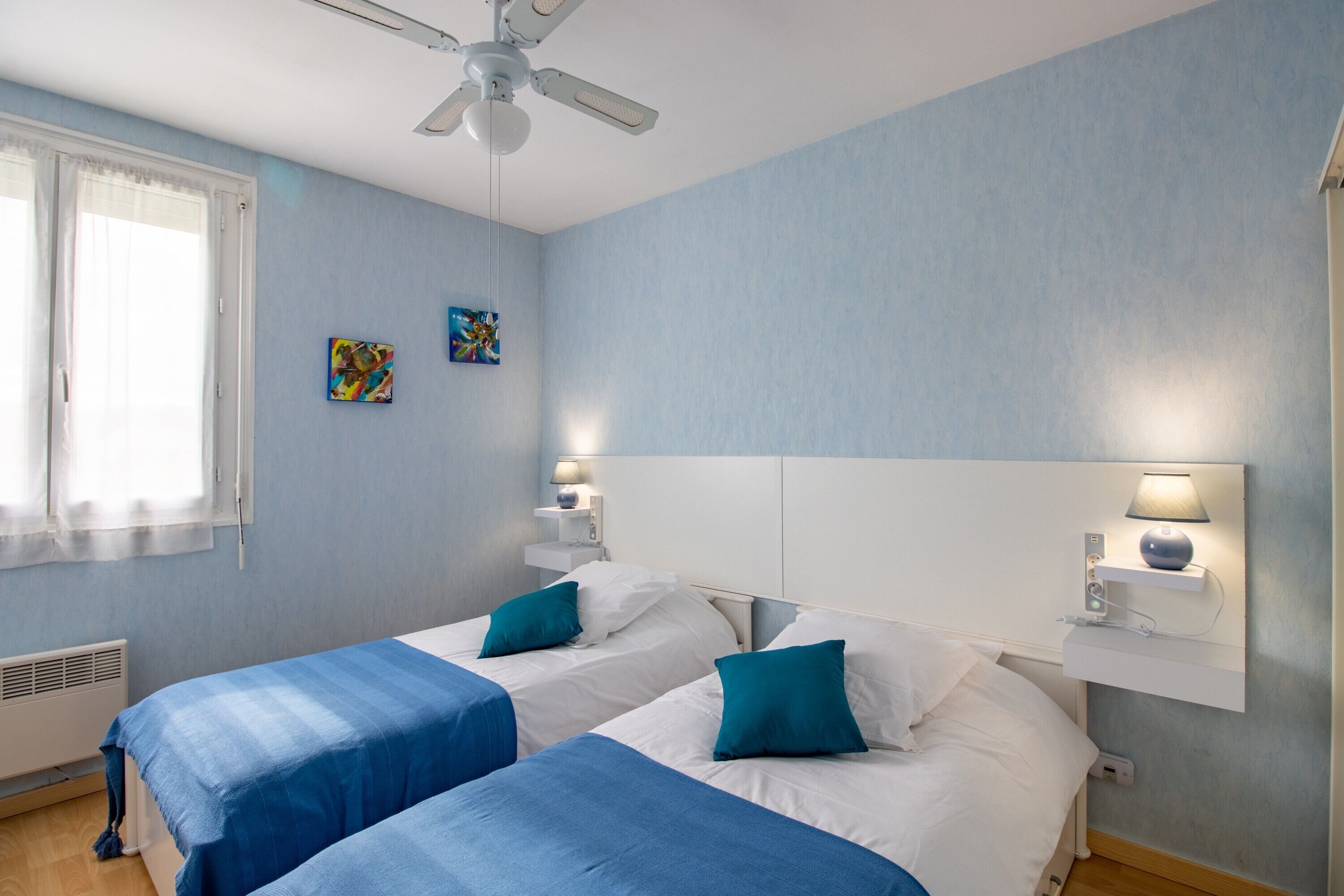 2 Schlafzimmer, Bügeleisen/Bügelbrett, kostenloses WLAN