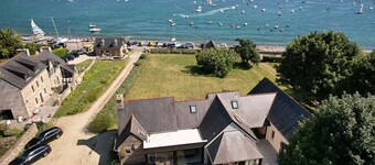 Maison de vacances 'Maison Chevoir Pieds Dans L'eau' avec vue sur la mer, terrasse privée et Wi-Fi