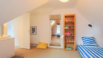 6 Schlafzimmer, Bügeleisen/Bügelbrett, kostenloses WLAN, Bettwäsche