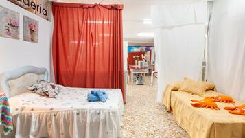 1 bedroom, iron/ironing board, free WiFi, bed sheets