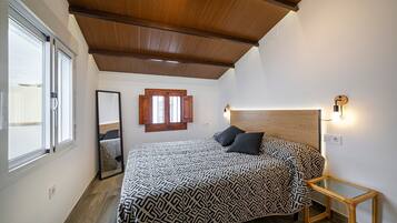 2 bedrooms, free WiFi, bed sheets, wheelchair access