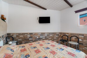 1 bedroom, iron/ironing board, free WiFi, bed sheets - Casa Boulou in El Roque with Private Pool and Fiber Optic Wi-Fi (El Rincón)