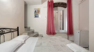 1 camera, Wi-Fi gratuito, lenzuola