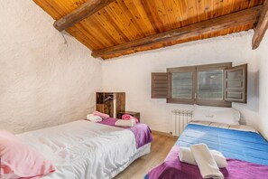 3 chambres, Wi-Fi gratuit, draps fournis