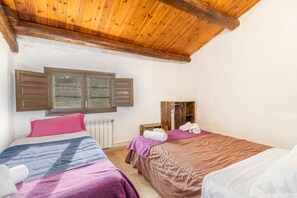 3 chambres, Wi-Fi gratuit, draps fournis