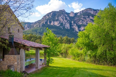 Property grounds. Country House 'Can Caubet Lll' with Mountain View, Shared Pool and Wi-Fi