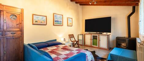 1 habitación, wifi gratis y ropa de cama