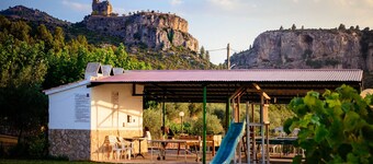 Country House 'El Bañaor' with Mountain View, Wi-Fi and Air Conditioning