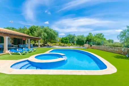 Pool. Villa 'Sa Sargantana' with Private Pool, Private Terrace and Wi-Fi