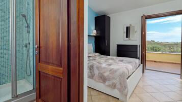 2 soverom, strykejern/-brett, wi-fi (inkludert) og sengetøy