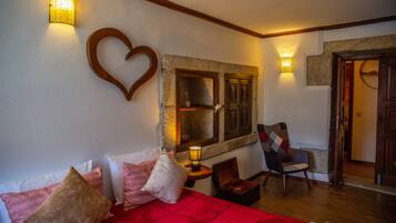 6 habitaciones, wifi gratis y ropa de cama