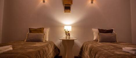 1 chambre, Wi-Fi gratuit, draps fournis