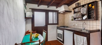 Ferienwohnung 'Tesbabo Rural - Camelia' mit Meerblick, privater Terrasse und Wi-Fi