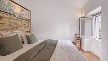 2 quartos, ferros/tábuas de passar roupa, Wi-Fi de cortesia