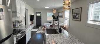 The Pad is a Newly renovated home -2024 - comfortable with modern amenities.