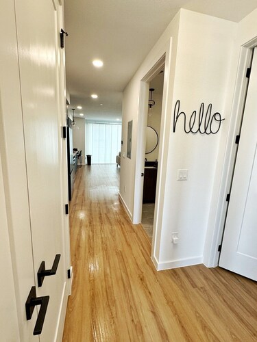 “Freiheit Loft” Lush Couple’s Getaway by Gruene