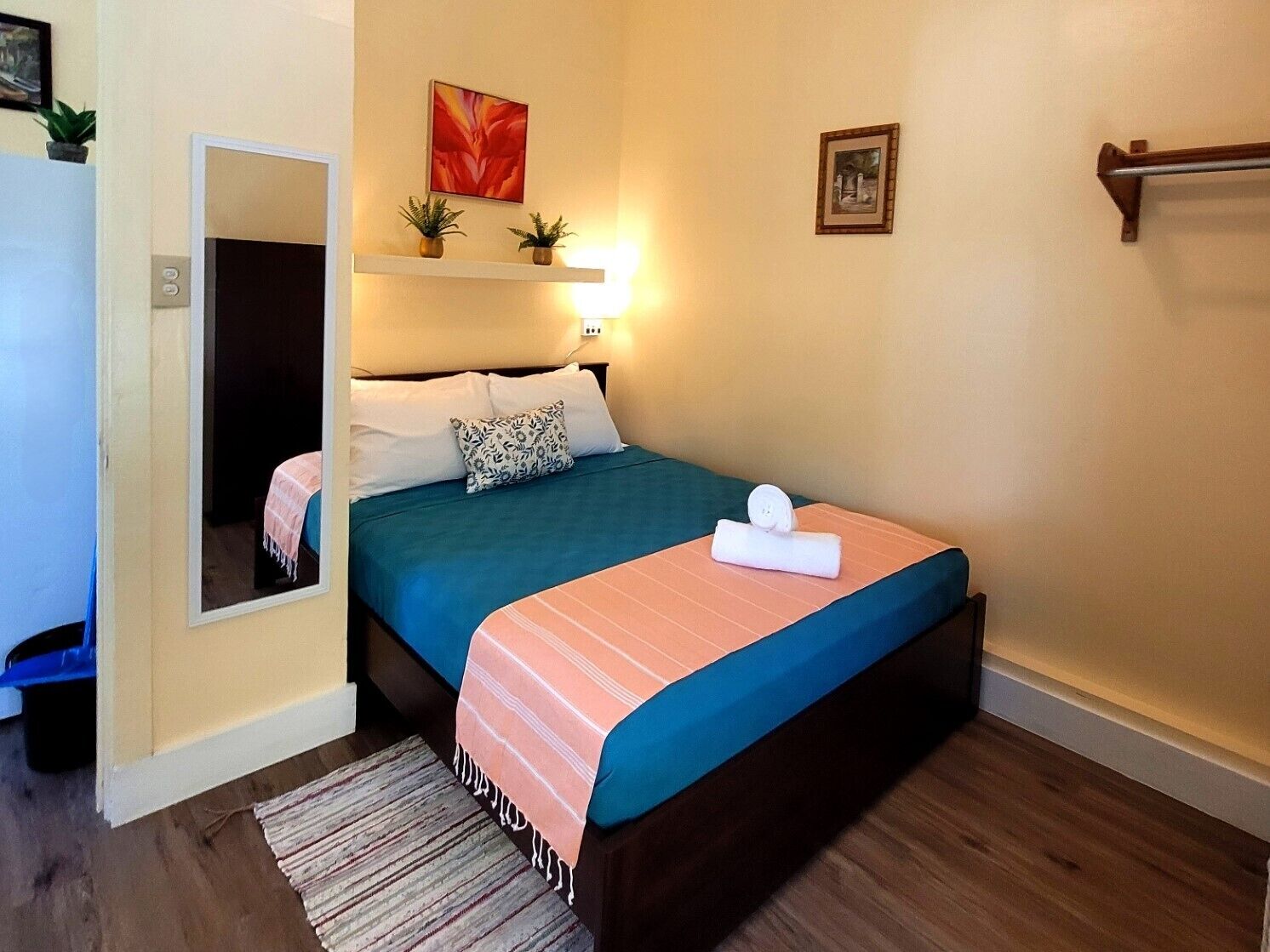 1 quarto, Wi-Fi de cortesia, roupa de cama