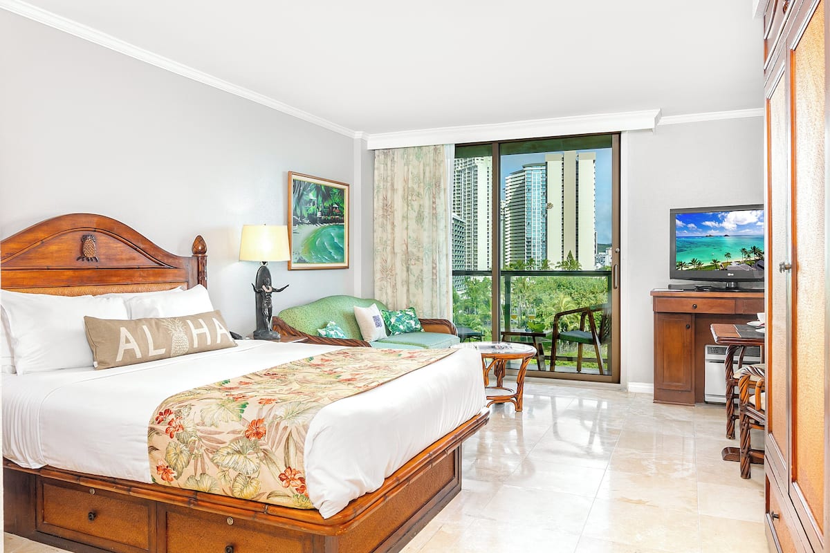 Studio Tiêu chuẩn, 1 giường cỡ queen và sofa giường, quang cảnh công viên | 1 phòng ngủ, két bảo mật tại phòng, màn/rèm cản sáng
