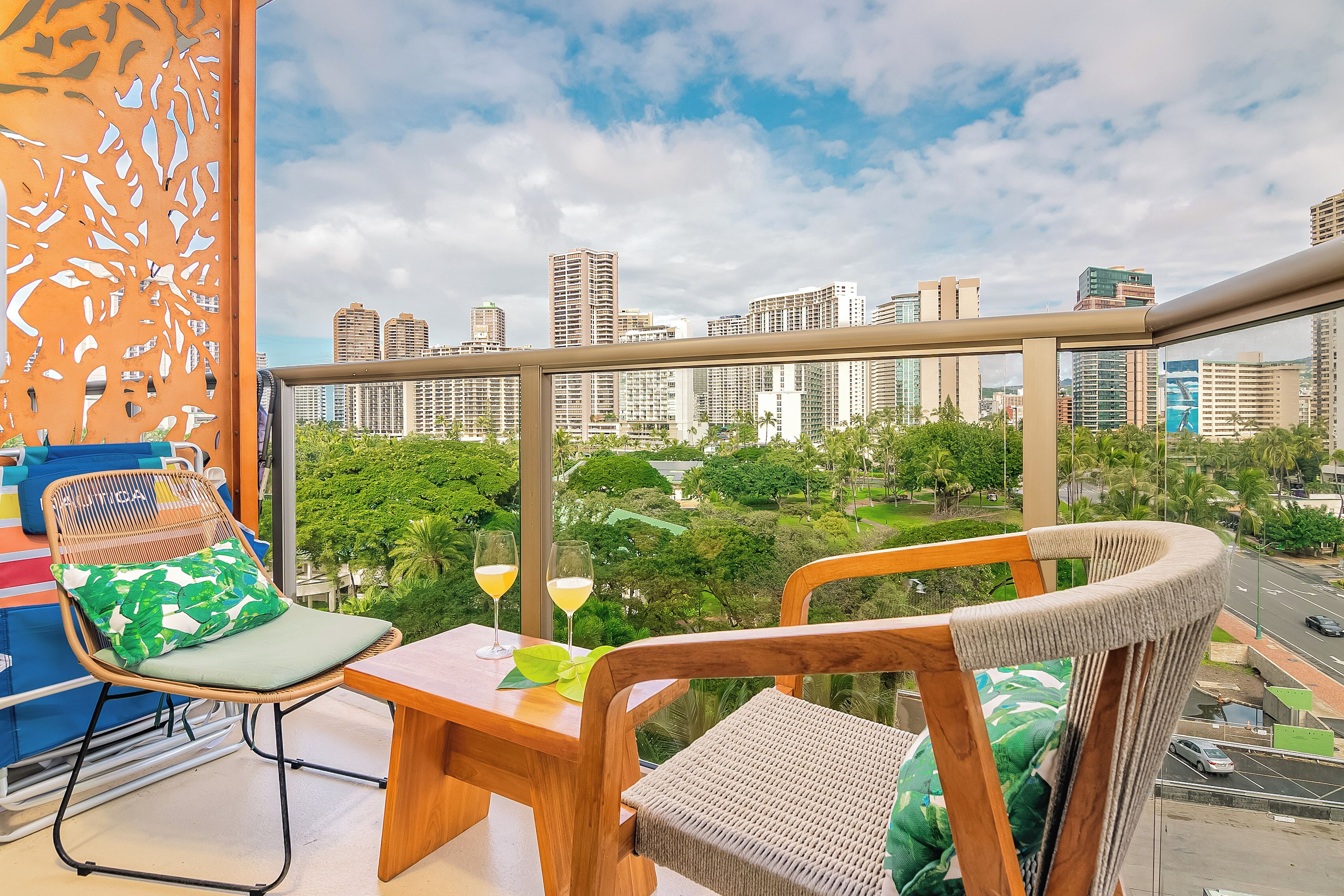 Standard Studio, 1 Queen Bed with Sofa bed, Park View | Terrace/patio