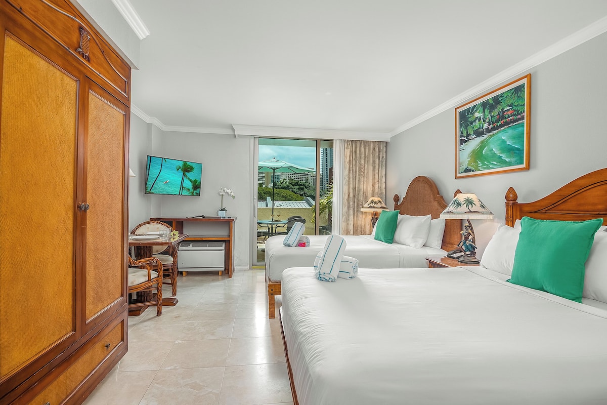 Studio Tiêu chuẩn, 2 giường cỡ queen, sân hiên | Két bảo mật tại phòng, màn/rèm cản sáng, bàn ủi/dụng cụ ủi quần áo 