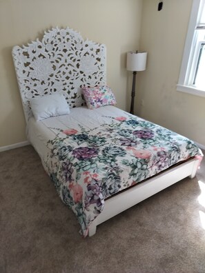 1 bedroom, iron/ironing board, WiFi, bed sheets - Modern corporate apartment in charming Cincinnati with AC, WiFi (Cincinnati)
