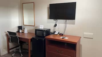 Blackout drapes, free WiFi, bed sheets