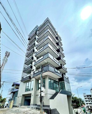 Front of property - SKY HOTEL Sihanoukville (Sihanoukville)