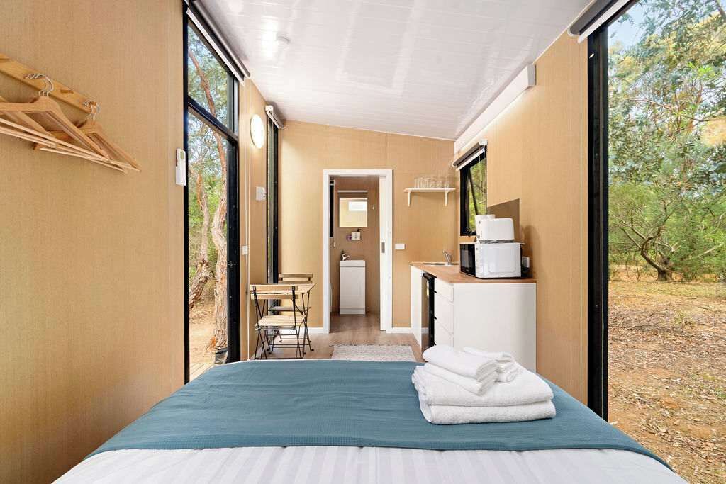 1 dormitorio y ropa de cama