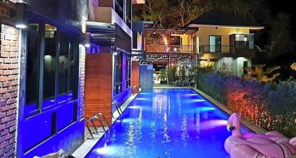 Siree vana Pool Villa Khao Yai