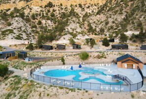 Pool - Airstream Adventure Glamping Between Zion & Bryce (Orderville)