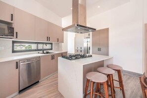 Unclassified image, 5 of 18, button - New loft with 2br and golf view in Cap Cana (Punta Cana)