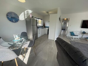 Interior - Make Memories at Cook Drive. Space to play and park the boat. Centrally located. (Whitianga)
