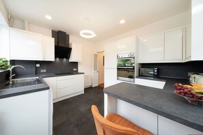 บ้านพัก | 3 ห้องนอน