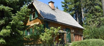 Holiday Home 'Hubertushütte' with Mountain View, Private Terrace, Sauna & Garden