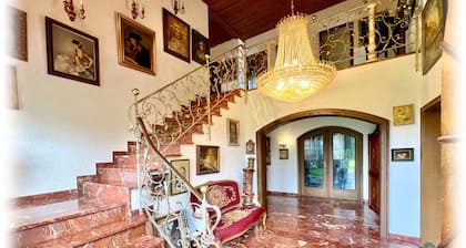 Apartment 'Familienzimmer - Galerie' with Shared Pool, Shared Garden and Wi-Fi