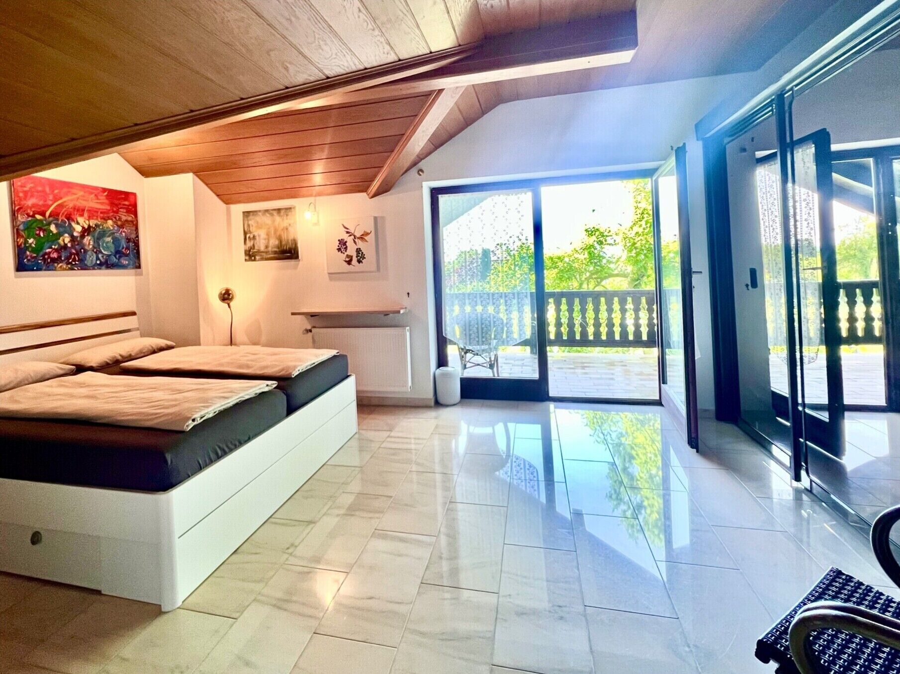 1 camera, Wi-Fi gratuito, lenzuola