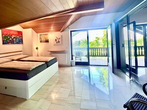 1 bedroom, free WiFi, bed sheets - Apartment 'Galerie' with Shared Pool, Shared Garden and Wi-Fi (Hohenwart)