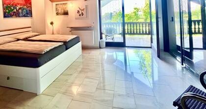 Apartment 'Galerie' with Shared Pool, Shared Garden and Wi-Fi